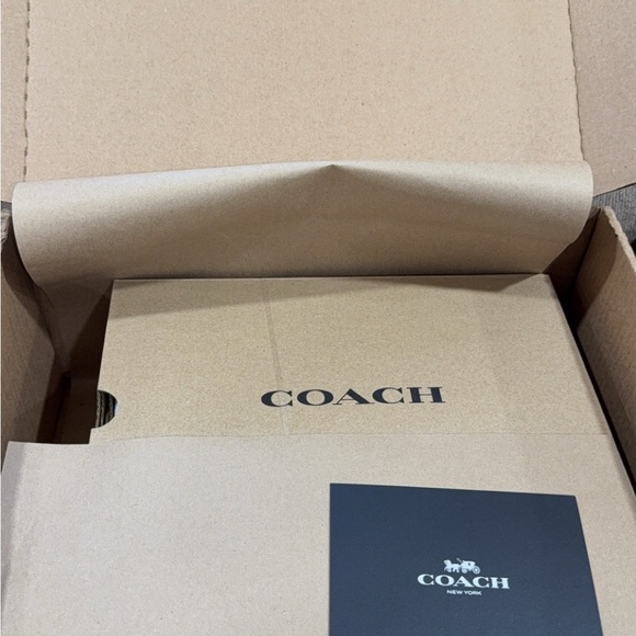 Coach High Line Sneaker In Signature Canvas - Picture 2 of 2